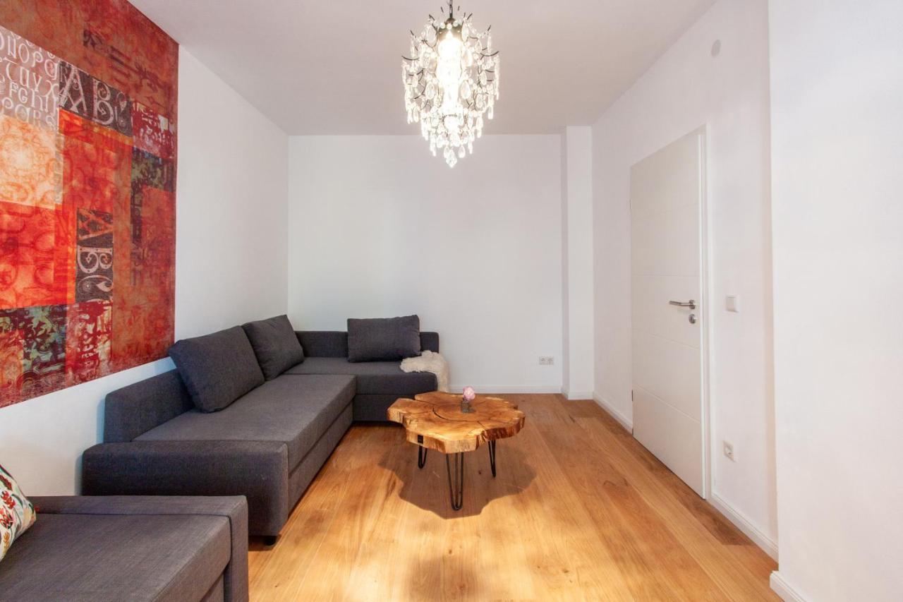 Modern & Spacious Apartment For Up To 8 Persons Wurtzburgo Exterior foto